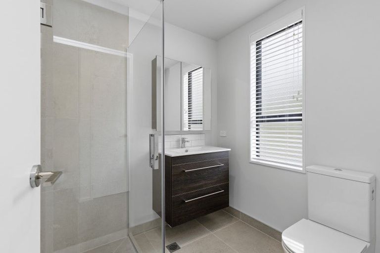 Photo of property in 2/28 Raukawa Street, Stokes Valley, Lower Hutt, 5019