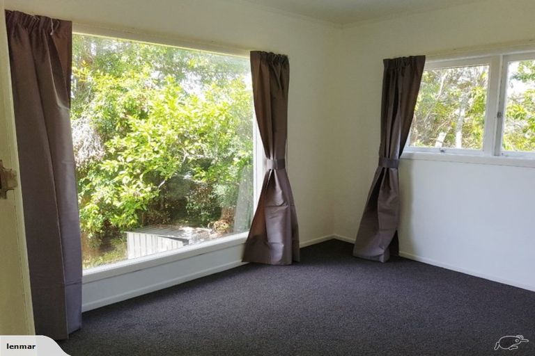 Photo of property in 51 Toroa Street, Torbay, Auckland, 0630