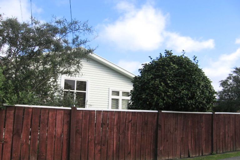 Photo of property in 52 Epuni Street, Hutt Central, Lower Hutt, 5011