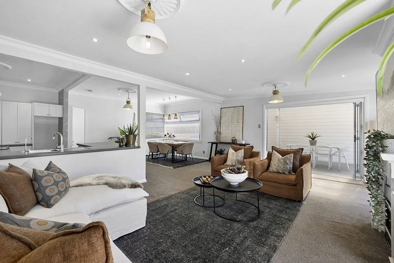 Photo of property in 183 Coronation Avenue, Welbourn, New Plymouth, 4310