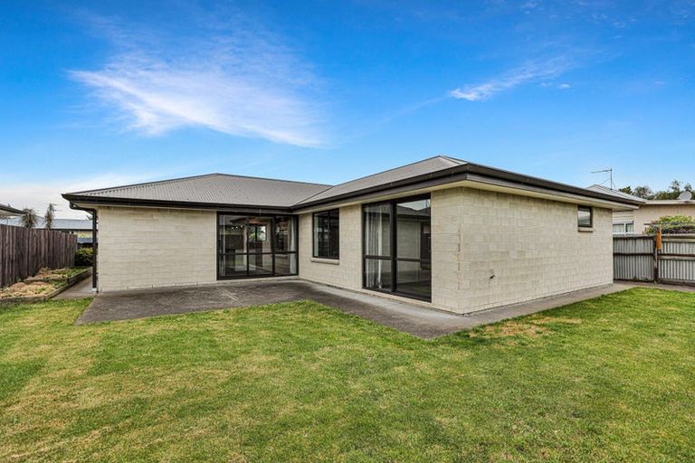 Photo of property in 9 Shearer Street, Tinwald, Ashburton, 7700