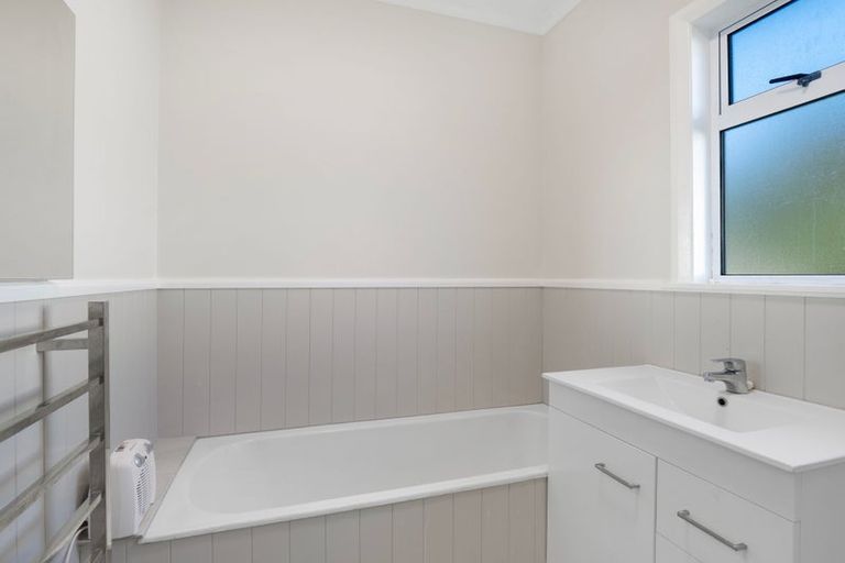 Photo of property in 3 Sarjeant Street, Gonville, Whanganui, 4500