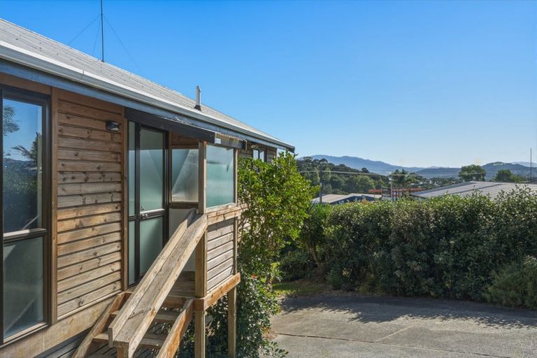 Photo of property in 5 Cable Bay Block Road, Cable Bay, 0420