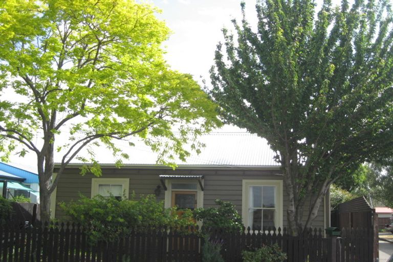 Photo of property in 46 Brougham Street, Spreydon, Christchurch, 8024