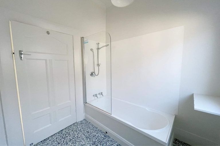 Photo of property in 52 Young Street, Saint Kilda, Dunedin, 9012