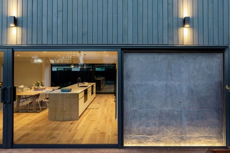 Photo of property in 86 Wairakei Road, Bryndwr, Christchurch, 8052