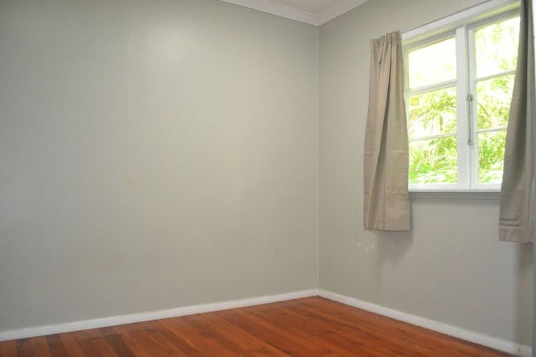 Photo of property in 71 Logie Street, Stokes Valley, Lower Hutt, 5019