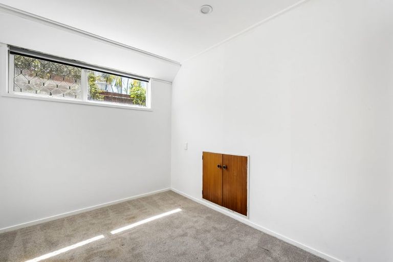 Photo of property in 1/7 Hart Road, Hauraki, Auckland, 0622