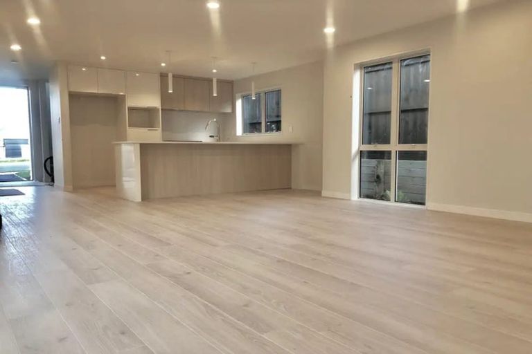 Photo of property in 1 Agnes Court, Silverdale, 0932