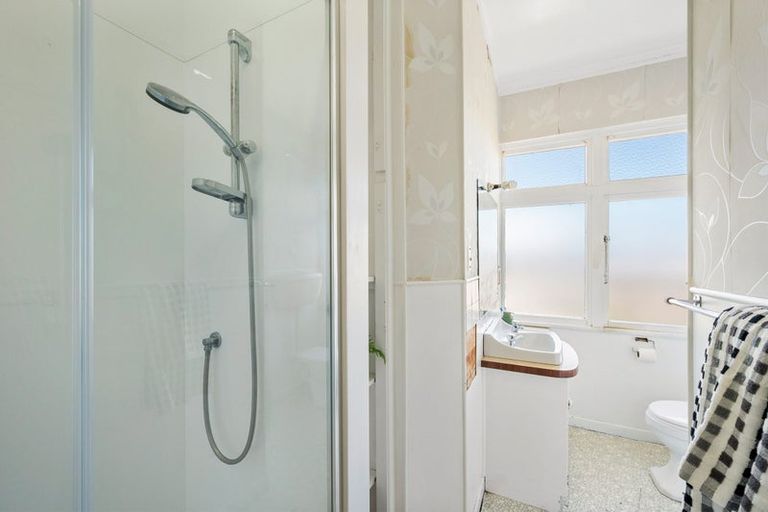 Photo of property in 69 Duncan Terrace, Kilbirnie, Wellington, 6022