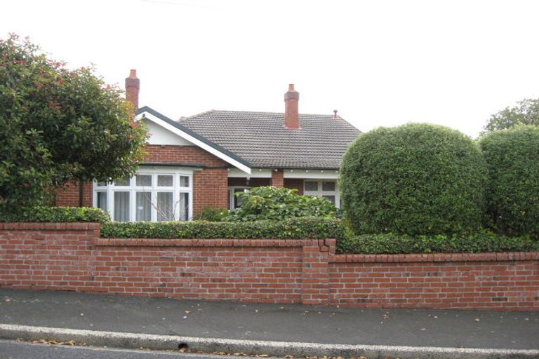 Photo of property in 12 Belgrave Crescent, Kaikorai, Dunedin, 9010