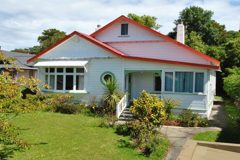 Photo of property in 32 Bayfield Road, Andersons Bay, Dunedin, 9013