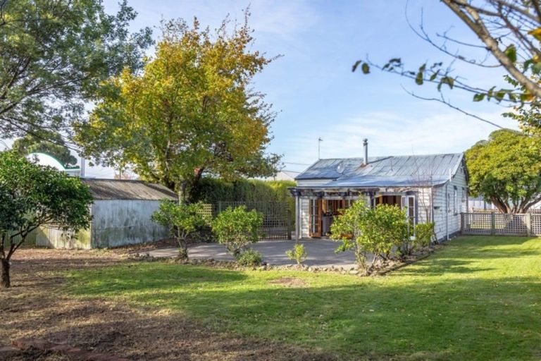 Photo of property in 234 Main Street, Greytown, 5712