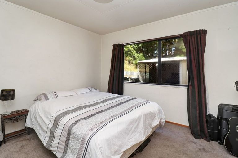 Photo of property in 17 Philip Walter Drive, Katikati, 3170