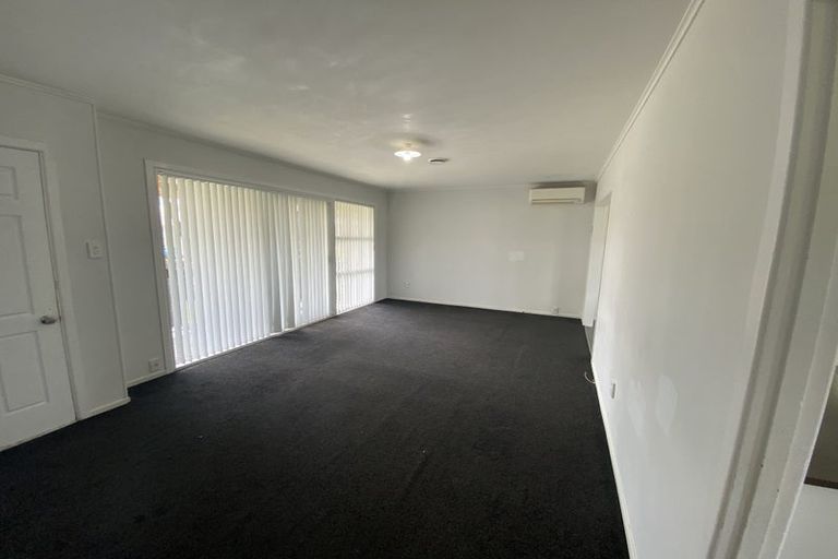 Photo of property in 9 Malmo Place, Manurewa, Auckland, 2102