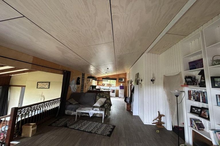 Photo of property in 48 Oxford Road, Lake Rotoma, Rotorua, 3074