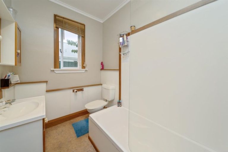 Photo of property in 54 Waihi Road, Hawera, 4610