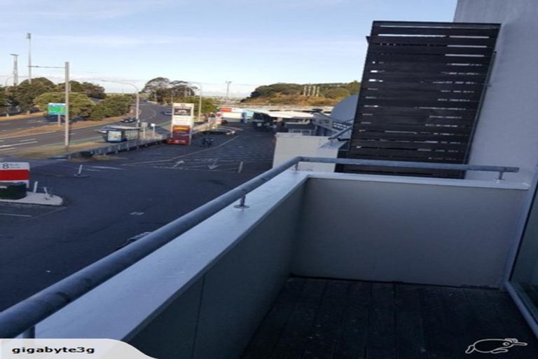 Photo of property in 7a/8 Quay Street, Auckland Central, Auckland, 1010