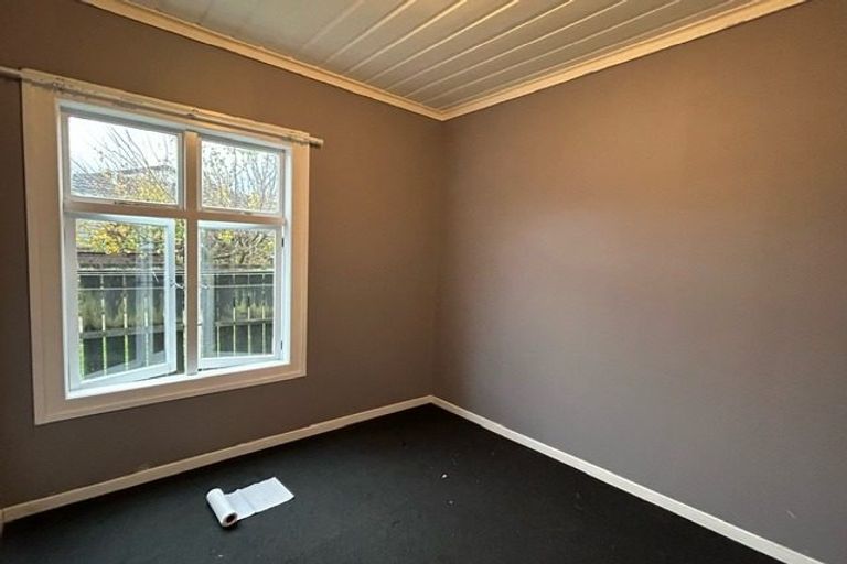 Photo of property in 9 Mahoe Street, Strandon, New Plymouth, 4312