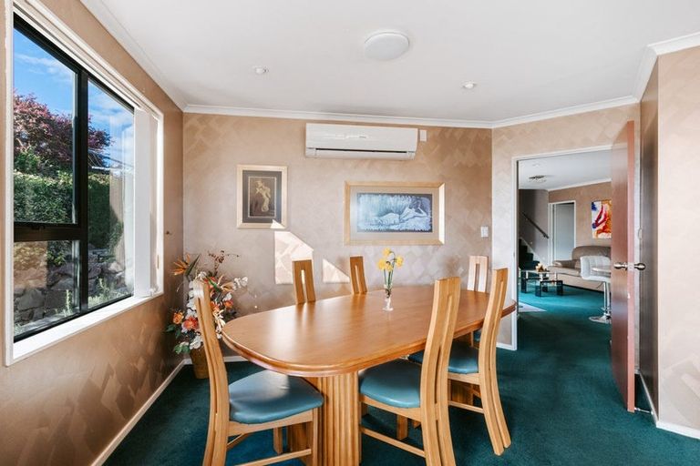 Photo of property in 26 Maddison Place, Welcome Bay, Tauranga, 3112