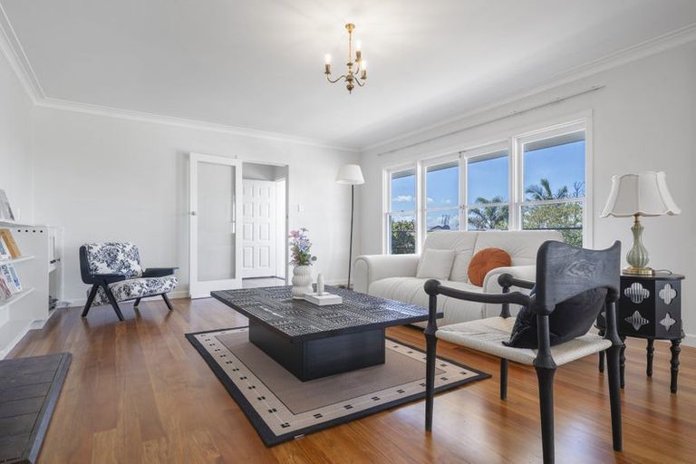 Photo of property in 15 Benders Avenue, Hillcrest, Auckland, 0627