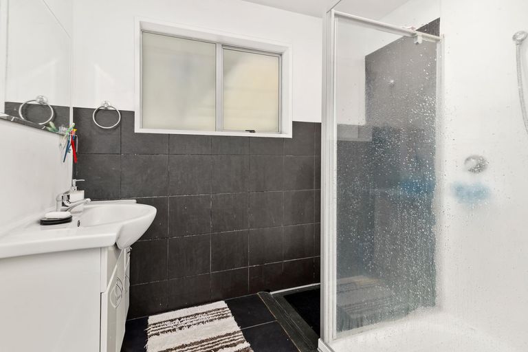 Photo of property in 95 Aquarius Drive, Kawaha Point, Rotorua, 3010