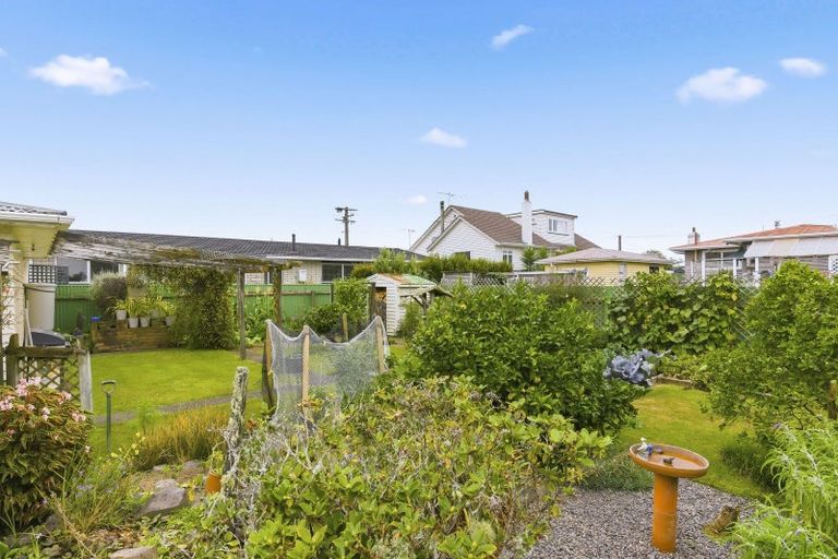 Photo of property in 9 Chester Street, Levin, 5510