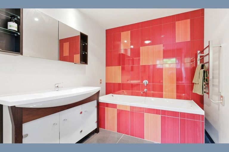 Photo of property in 15b Perth Street, Ngaio, Wellington, 6035