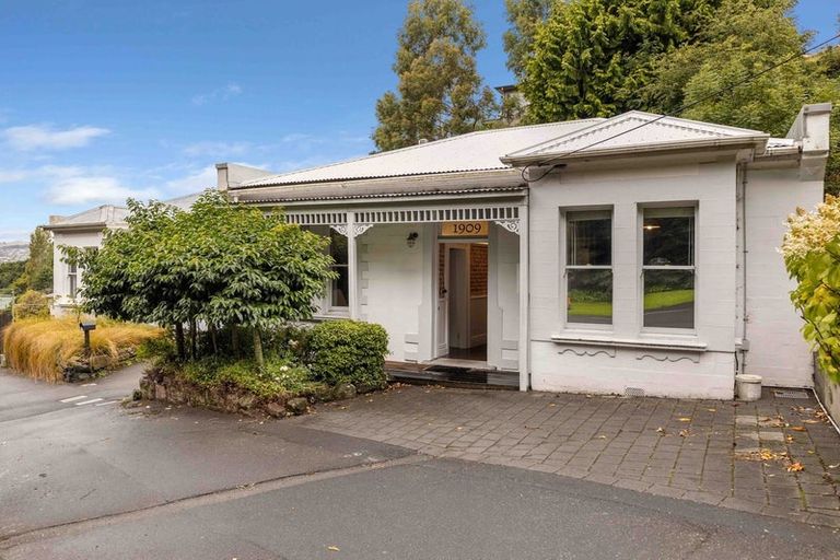 Photo of property in 21 Serpentine Avenue, Dunedin Central, Dunedin, 9016