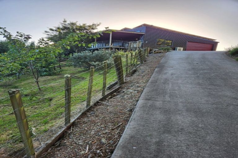 Photo of property in 542 Waitekauri Road, Waikino, Waihi, 3682