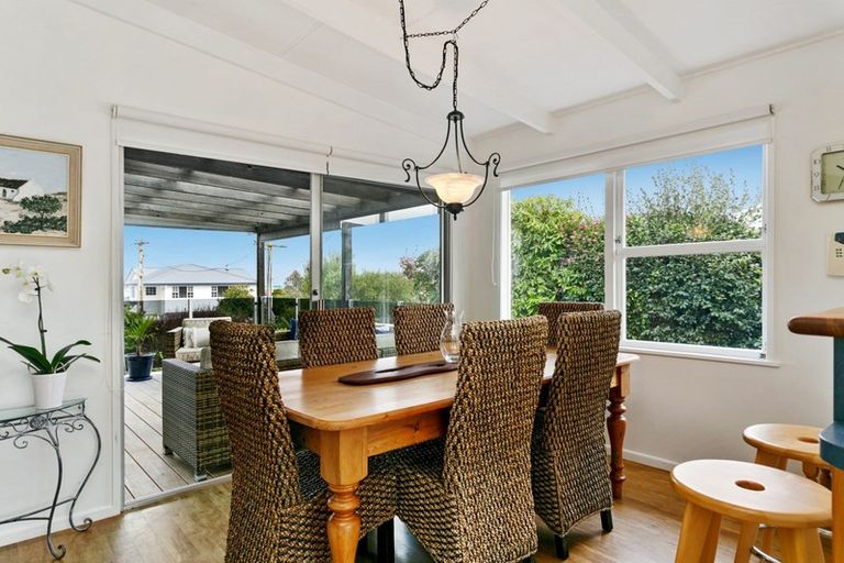 Photo of property in 4 Puriri Street, Hilltop, Taupo, 3330