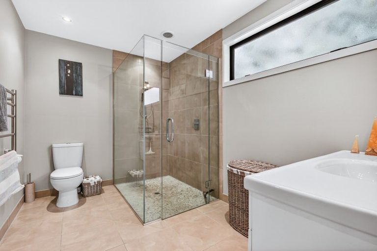 Photo of property in 16 Wai Matangi Place, Motuoapa, 3382