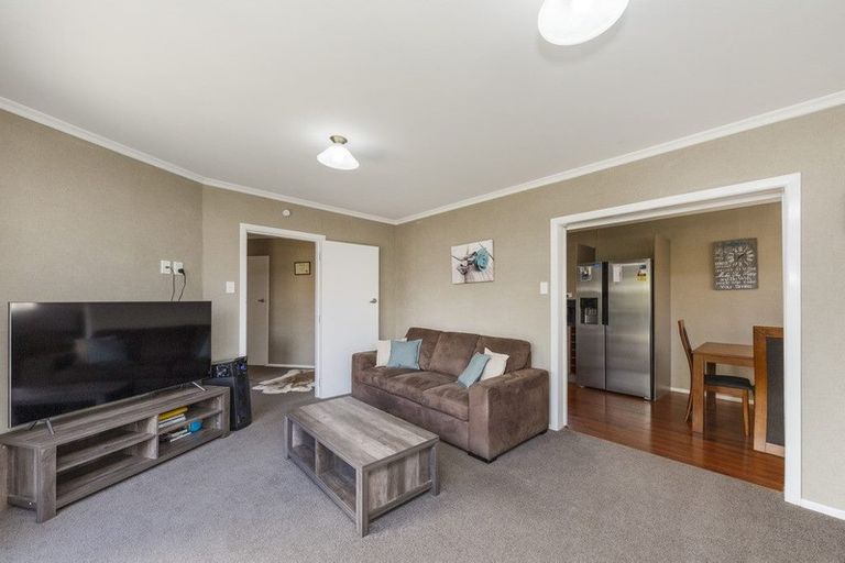 Photo of property in 29 Benmore Avenue, Cloverlea, Palmerston North, 4412