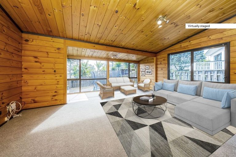 Photo of property in 14 Derrimore Heights, Clover Park, Auckland, 2019