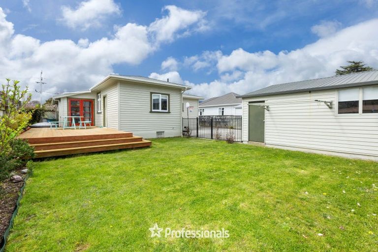 Photo of property in 8 Melrose Street, Wallaceville, Upper Hutt, 5018