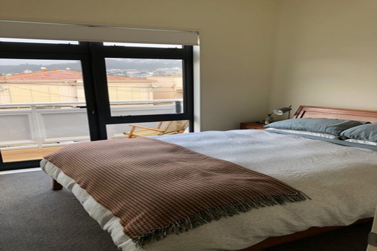 Photo of property in Pirie Street Townhouses, 11/35 Pirie Street, Mount Victoria, Wellington, 6011
