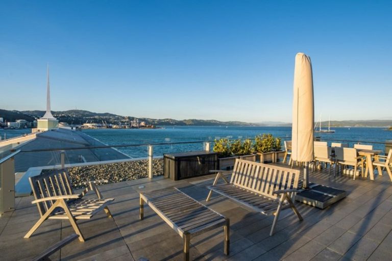 Photo of property in Clyde Quay Wharf, 5/8a Clyde Quay Wharf, Te Aro, Wellington, 6011
