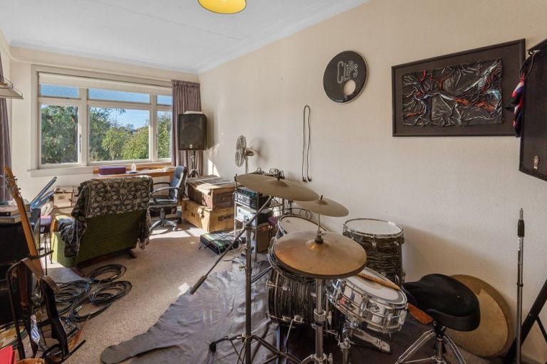 Photo of property in 14 Solway Street, Holmes Hill, Oamaru, 9401