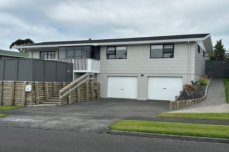 Photo of property in 49 Glamis Avenue, Bell Block, New Plymouth, 4312