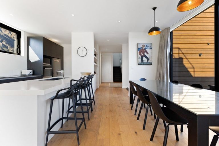 Photo of property in 4 Stockyard Lane, Jacks Point, Queenstown, 9371