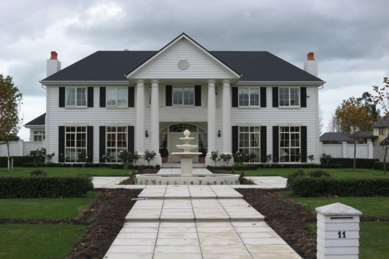 Photo of property in 11 Taunton Green, Papanui, Christchurch, 8052