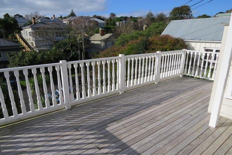 Photo of property in 2/28 Alexander Street, Cockle Bay, Auckland, 2014