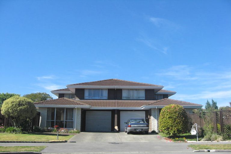 Photo of property in 2/72 Lakewood Drive, Burwood, Christchurch, 8083