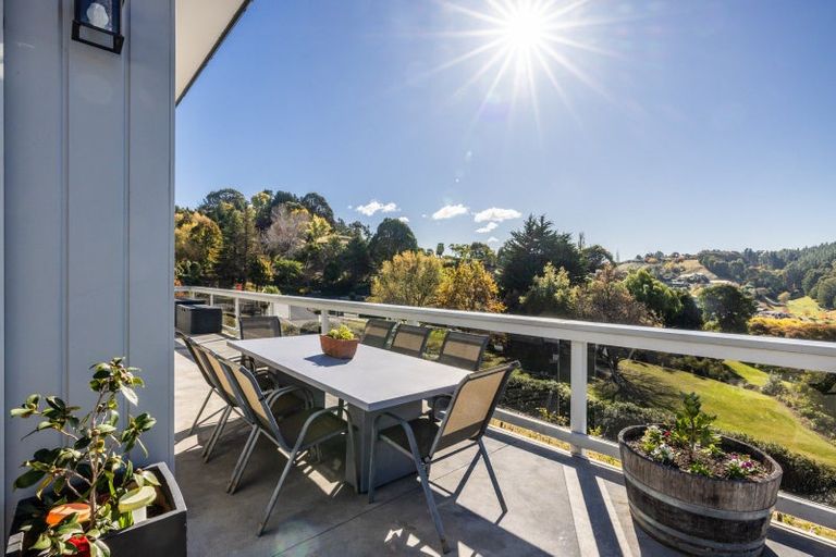 Photo of property in 1 Te Roera Drive, Taradale, Napier, 4112