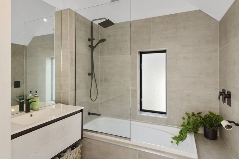 Photo of property in 73c Carlton Mill Road, Merivale, Christchurch, 8014