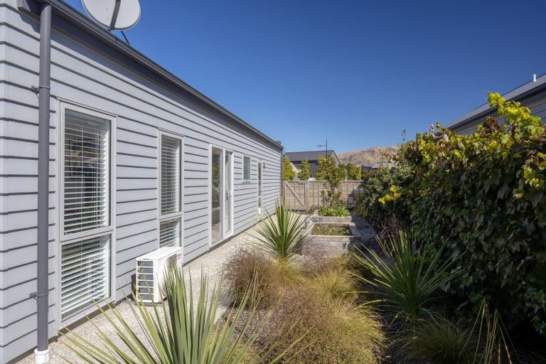 Photo of property in 13 Rocklands Court, Wanaka, 9305