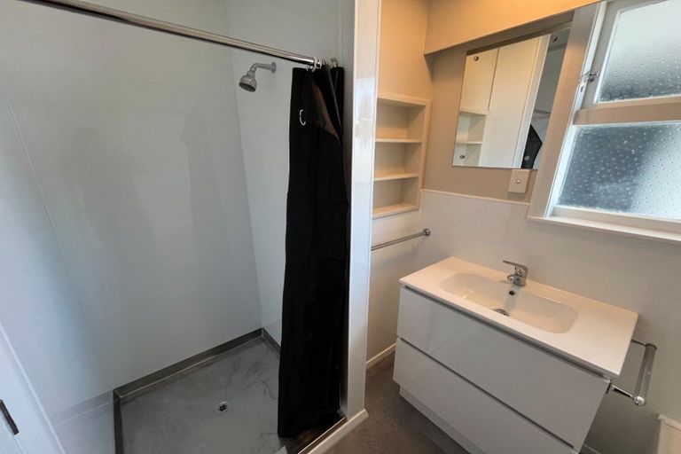 Photo of property in 24 Stephens Crescent, Highbury, Palmerston North, 4412