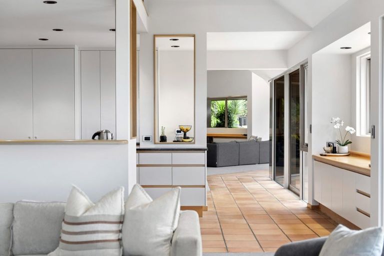 Photo of property in 221 Gills Road, Albany Heights, Auckland, 0632