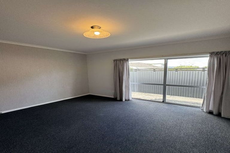 Photo of property in 27 Donnington Street, Parklands, Christchurch, 8083