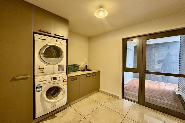 Photo of property in 45a Wharfe Street, South Hill, Oamaru, 9400